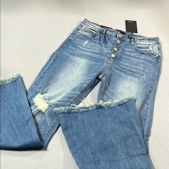 Risen Denim - Risen mid rise distressed flares size 32/15